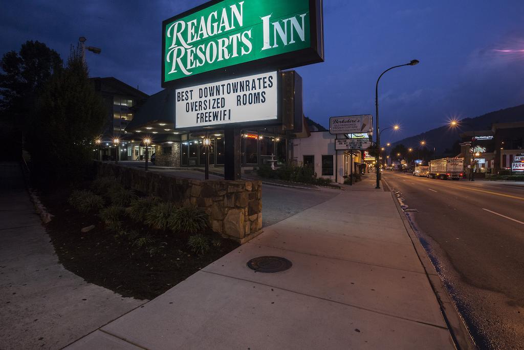 Reagan Resorts Inn (Adults Only) Гатлинбург Экстерьер фото