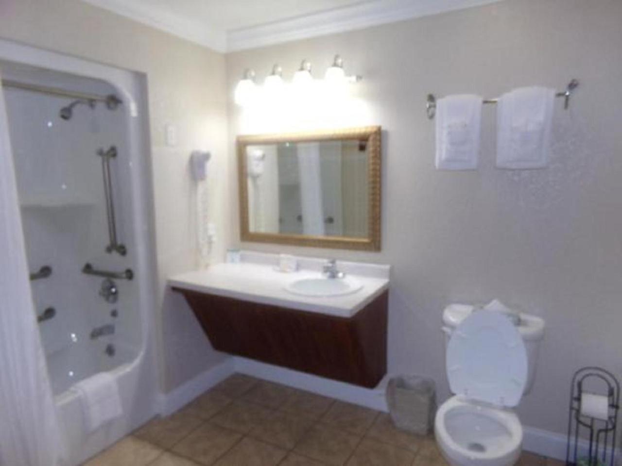 Reagan Resorts Inn (Adults Only) Гатлинбург Экстерьер фото