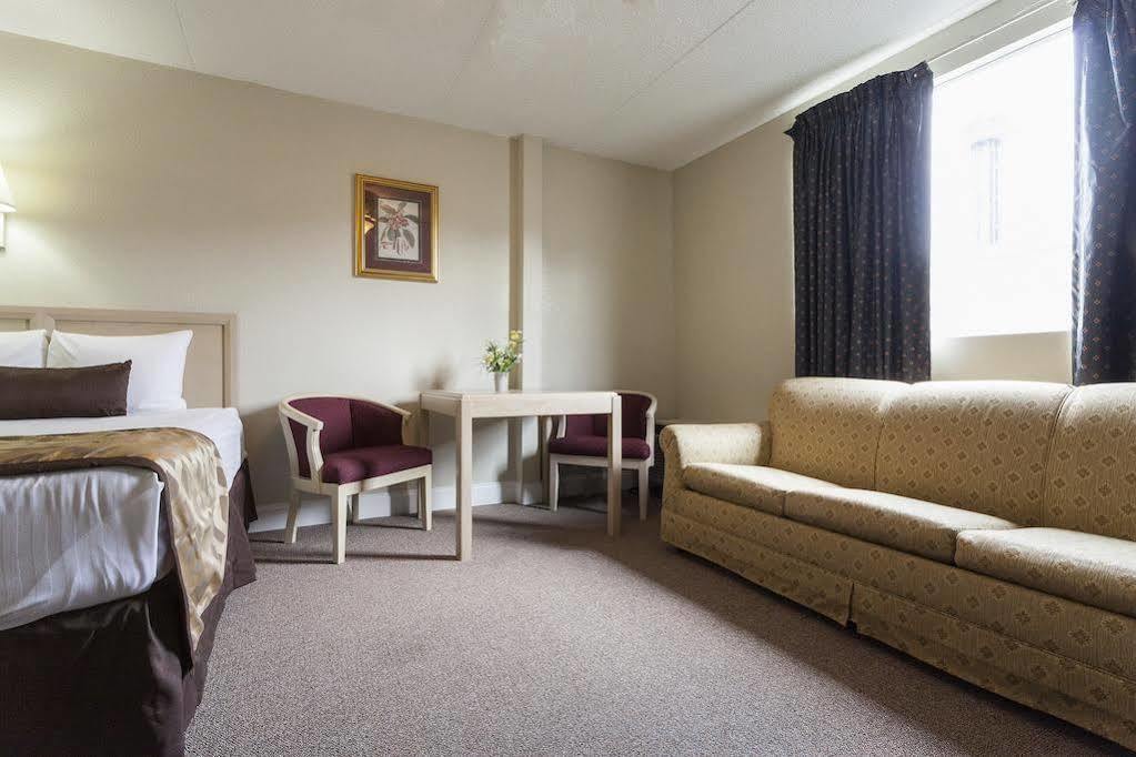 Reagan Resorts Inn (Adults Only) Гатлинбург Экстерьер фото